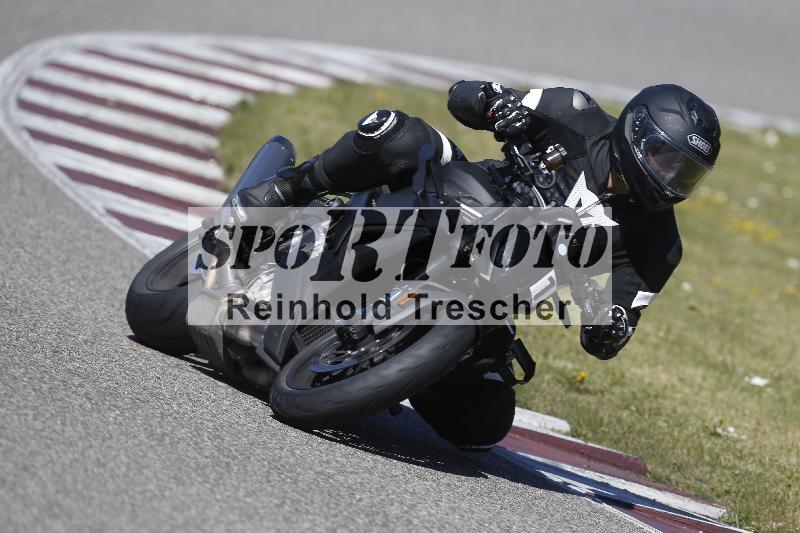 /06 08.04.2026 Cornu Master School ADR/Gruppe blau/1